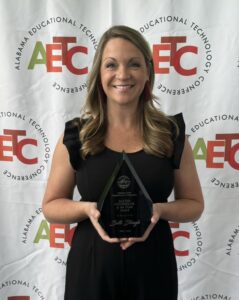 ‘It’s about relationships’ for Hartselle’s ACCESS Counselor of the Year